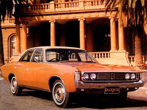 Dodge SE